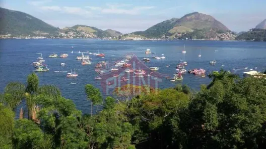 Casa com 3 Quartos à venda, 500m² no São Francisco, Niterói