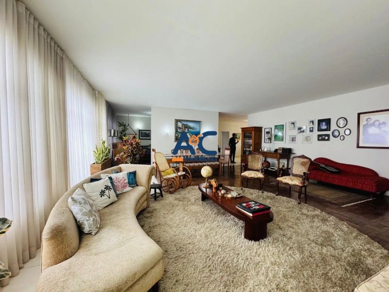 Apartamento com 4 quartos — Savassi, Belo Horizonte