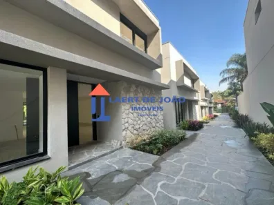Casa de Condomínio com 4 Quartos à venda, 850m² no Chácara Santo Antônio (Zona Sul), São Paulo