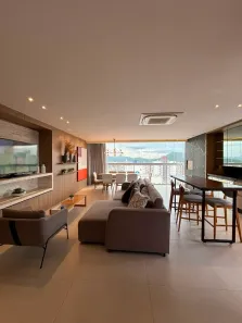 Apartamento com 3 Quartos para alugar, 139m² no Centro, Balneário Camboriú