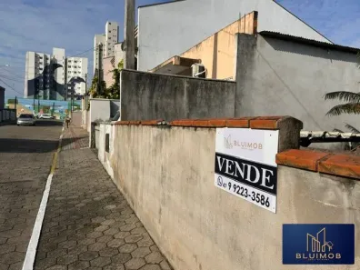 Lote/Terreno à venda, 272m² no Centro, Balneário Piçarras