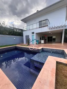 Sobrado com 3 Quartos para alugar, 300m² no Condomínio Belvedere, Cuiabá