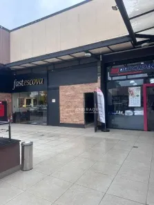 Ponto Comercial para alugar, 39m² no Granja Viana, Cotia