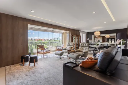 Apartamento com 3 Quartos para alugar, 147m² no Jardim Europa, Porto Alegre