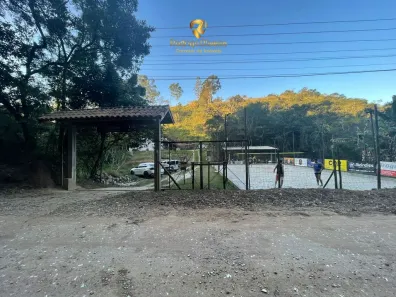 Fazenda/Sítio com 3 Quartos à venda, 3000m² no Capuava, São José dos Campos