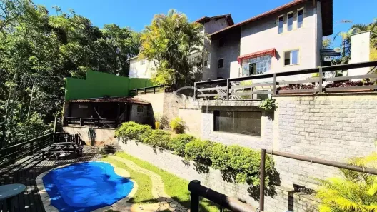 Casa com 5 Quartos à venda, 316m² no Itaipava, Petrópolis