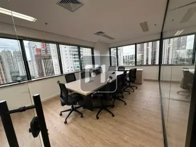 Sala Comercial à venda, 200m² no Cidade Monções, São Paulo
