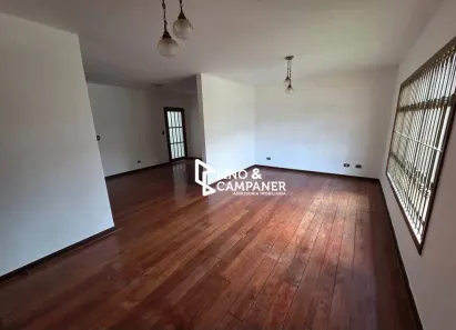Casa com 4 Quartos para alugar, 210m² no Santa Rosa, Londrina