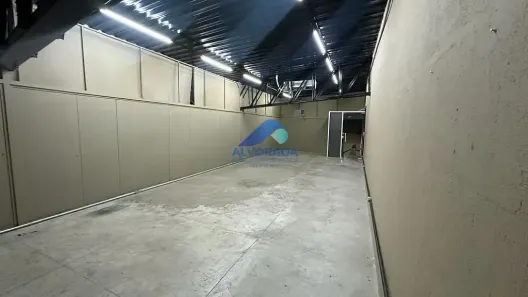 Ponto Comercial para alugar, 880m² no Vila Betânia, São José dos Campos