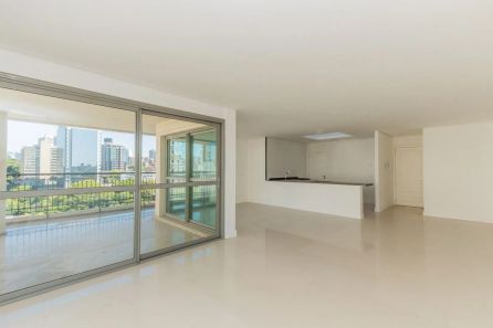 Apartamento com 3 Quartos à venda, 176m² no Três Figueiras, Porto Alegre