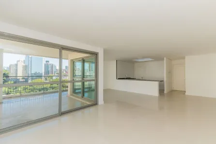 Apartamento com 3 Quartos à venda, 176m² no Três Figueiras, Porto Alegre