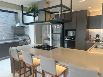 Casa de Condomínio com 4 Quartos à venda, 273m² no Morumbi, São Paulo
