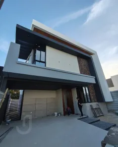 Casa com 4 Quartos à venda, 218m² no Loteamento Recife, Petrolina