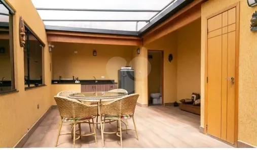 Casa com 3 Quartos para alugar, 130m² no Vila Mariana, São Paulo