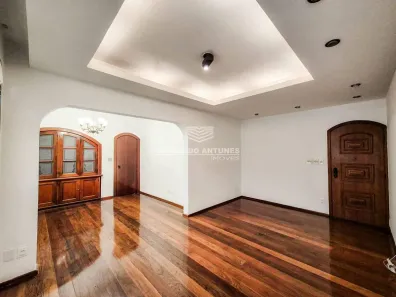 Apartamento com 4 Quartos para alugar, 128m² no Savassi, Belo Horizonte