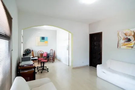 Casa com 3 Quartos à venda, 180m² no Jardim das Acácias, São Paulo