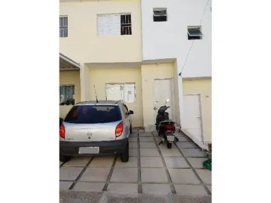 Casa de Condomínio com 2 Quartos à venda, 53m² no Caguassu, Sorocaba