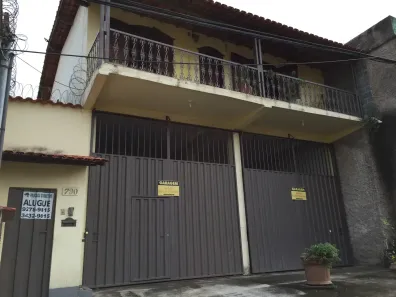 Casa com 3 Quartos para alugar, 200m² no Eymard, Belo Horizonte