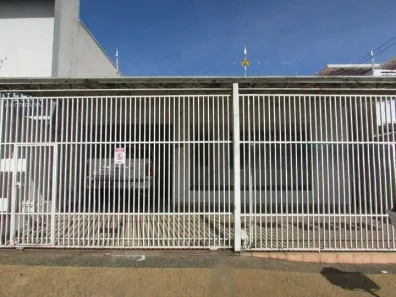 Casa com 3 Quartos para alugar, 225m² no Centro, Sumaré
