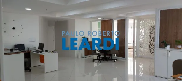 Sala Comercial à venda, 114m² no Jardim Caboré, São Paulo