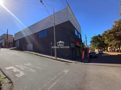 Galpão/Depósito/Armazém para alugar, 400m² no Dom Bosco, Belo Horizonte