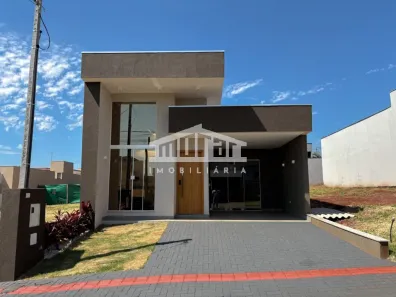 Casa com 3 Quartos à venda, 112m² no Heimtal, Londrina
