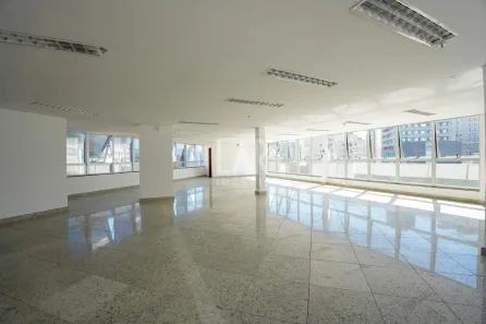 Sala Comercial para alugar, 173m² no Lourdes, Belo Horizonte