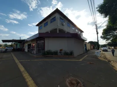 Prédio Comercial com 6 Quartos à venda, 750m² no Setor Santos Dumont, Goiânia