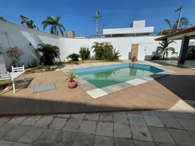 Casa com 3 Quartos para alugar, 500m² no Calhau, São Luís