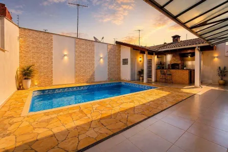 Casa com 3 Quartos à venda, 180m² no Brasília, Londrina