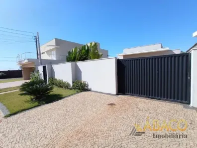 Casa com 3 Quartos para alugar, 192m² no Condomínio Residencial Montreal, São Carlos
