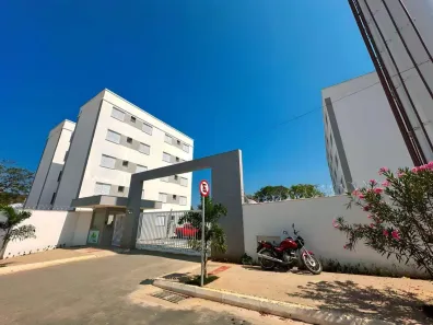 Apartamento com 2 Quartos para alugar, 42m² no Jardim Panorama, Montes Claros