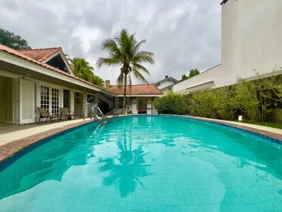 Casa com 4 Quartos à venda, 213m² no Balneário Praia do Pernambuco, Guarujá