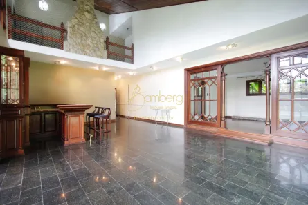 Casa com 4 Quartos à venda, 387m² no Interlagos, São Paulo