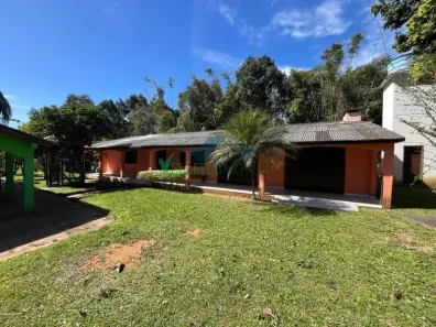 Fazenda/Sítio com 3 Quartos à venda, 64000m² no Área Rural de Águas Claras, Viamão