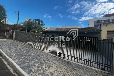 Casa com 4 Quartos à venda, 151m² no Centro, Ponta Grossa