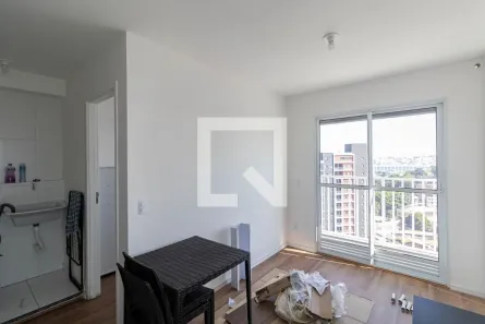 Apartamento com 2 Quartos à venda, 40m² no Jardim Maringá, São Paulo