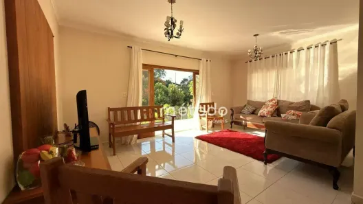 Fazenda/Sítio com 3 Quartos à venda, 189m² no Fazenda Paião (Alpes de Guararema), Guararema