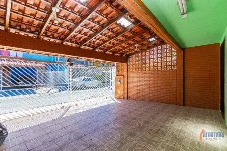 Sobrado com 3 Quartos à venda, 77m² no Boqueirão, Curitiba