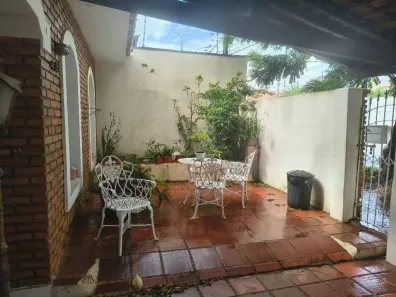 Casa com 3 Quartos para alugar, 180m² no Parque Taquaral, Campinas