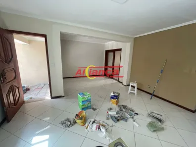 Sobrado com 3 Quartos à venda, 145m² no Vila Galvão, Guarulhos