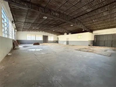 Galpão/Depósito/Armazém à venda, 2396m² no Jardim Andaraí, São Paulo