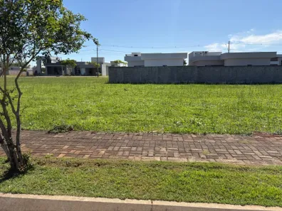 Lote/Terreno à venda, 300m² no Carimã, Foz do Iguaçu