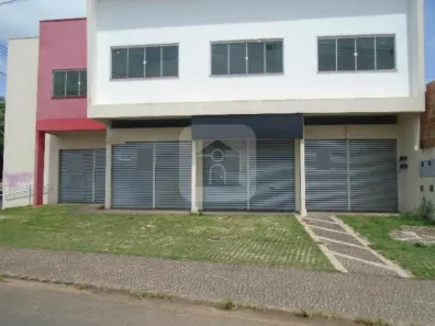 Ponto Comercial à venda, 420m² no Jardim Europa, Uberlândia