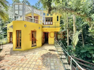 Casa com 3 Quartos à venda, 466m² no Condomínio Iolanda, Taboão da Serra