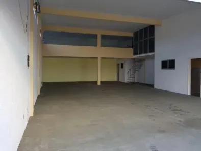 Galpão/Depósito/Armazém para alugar, 175m² no Jardim Pereira Leite, São Paulo
