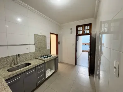 Casa com 2 Quartos para alugar, 10m² no Vitória, Belo Horizonte
