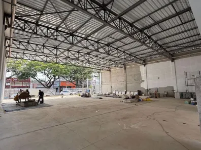 Galpão/Depósito/Armazém para alugar, 825m² no Mooca, São Paulo