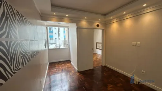 Apartamento com 1 Quarto para alugar, 35m² no Centro, Florianópolis