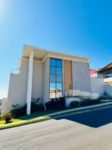 Casa de Condomínio com 3 Quartos à venda, 310m² no Lívia III, Botucatu